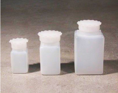 Бутылка квадратная 50 мл пластиковая фото